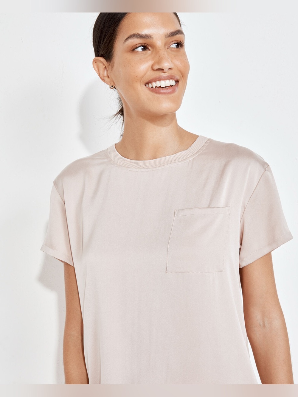 Club Monaco Pastel Pink Short-Sleeve Pocket Tee 100% Silk Large